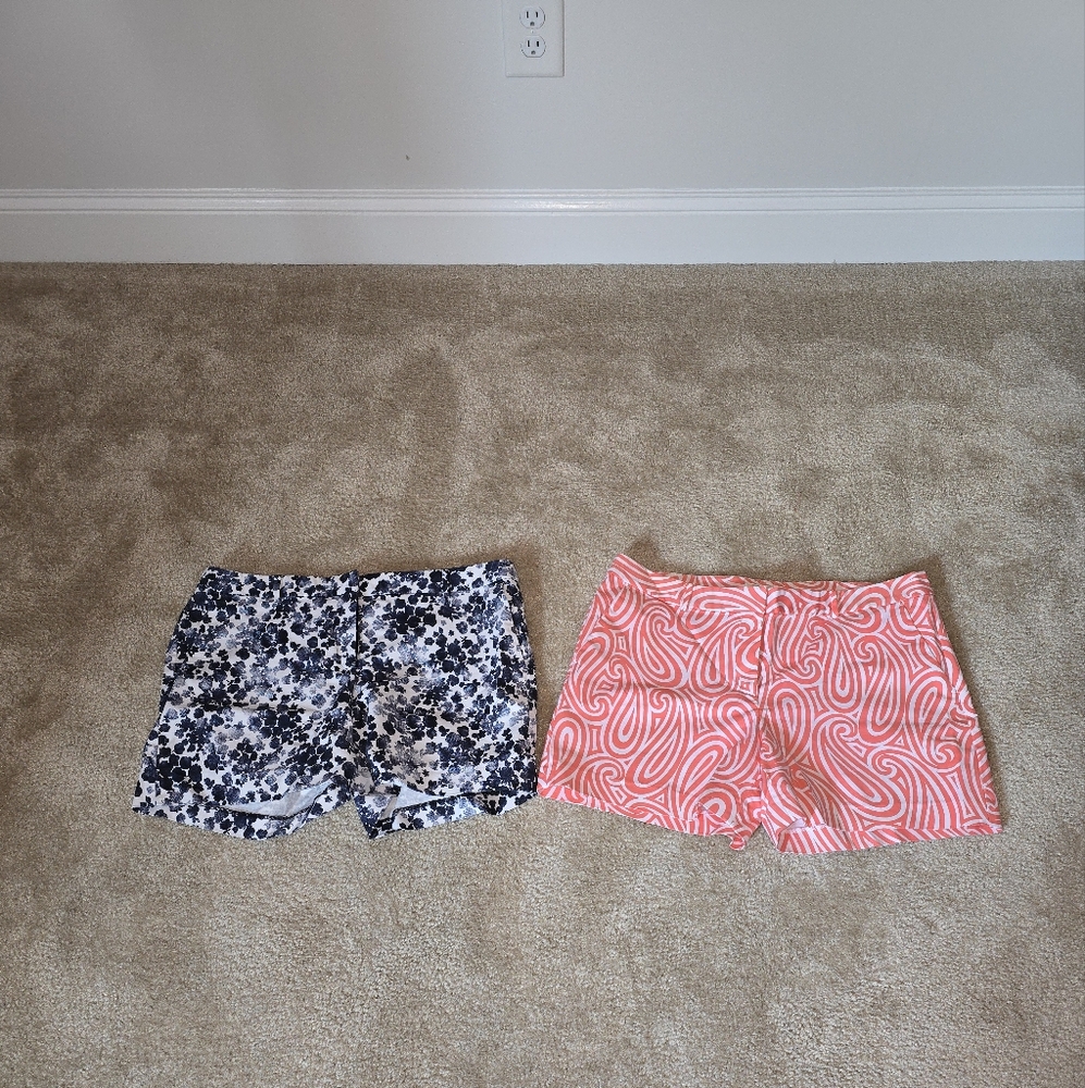 MICHAEL Michael Kors Blue and White Patterned Shorts